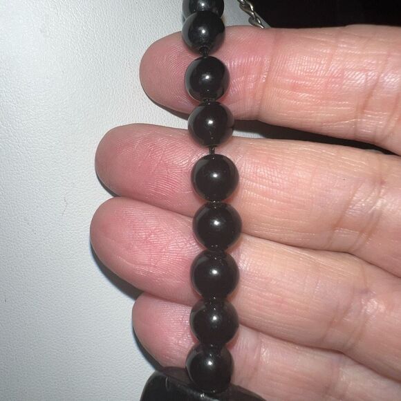 Vintage Modernist Plastic Bead Necklace - Picture 3 of 6